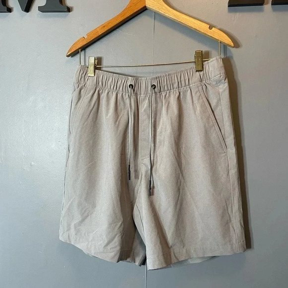 Eddie Bauer Other - Eddie Bauer mens gray athletic shorts size medium
